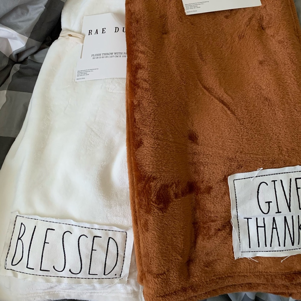 Rae Dunn NWT plush throws with patch